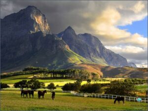 Explore South Africa's Mountains with this Interactive Map!