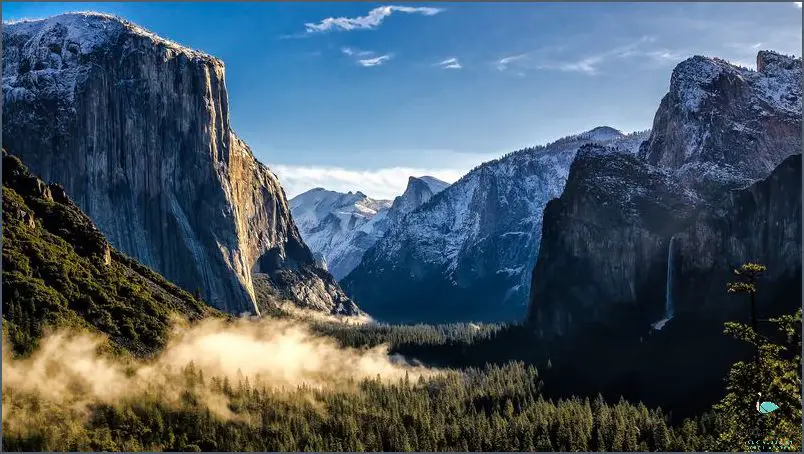 Snow Covers Majestic Mountains: See It Now!