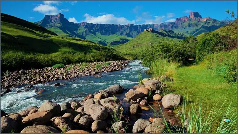 Discover South Africa's Incredible Drakensberg World Heritage Site!